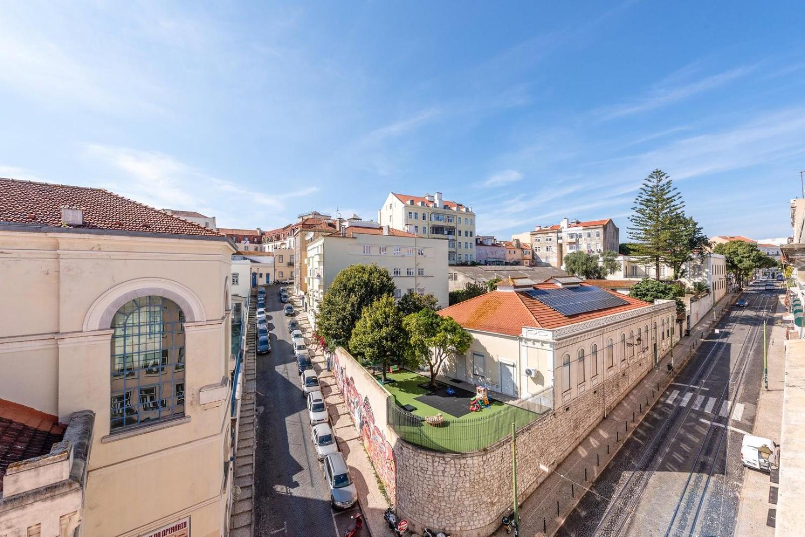 Апартаменты Guestready - Porta De Alfama, For Up To 6 Guests! Лиссабон Экстерьер фото